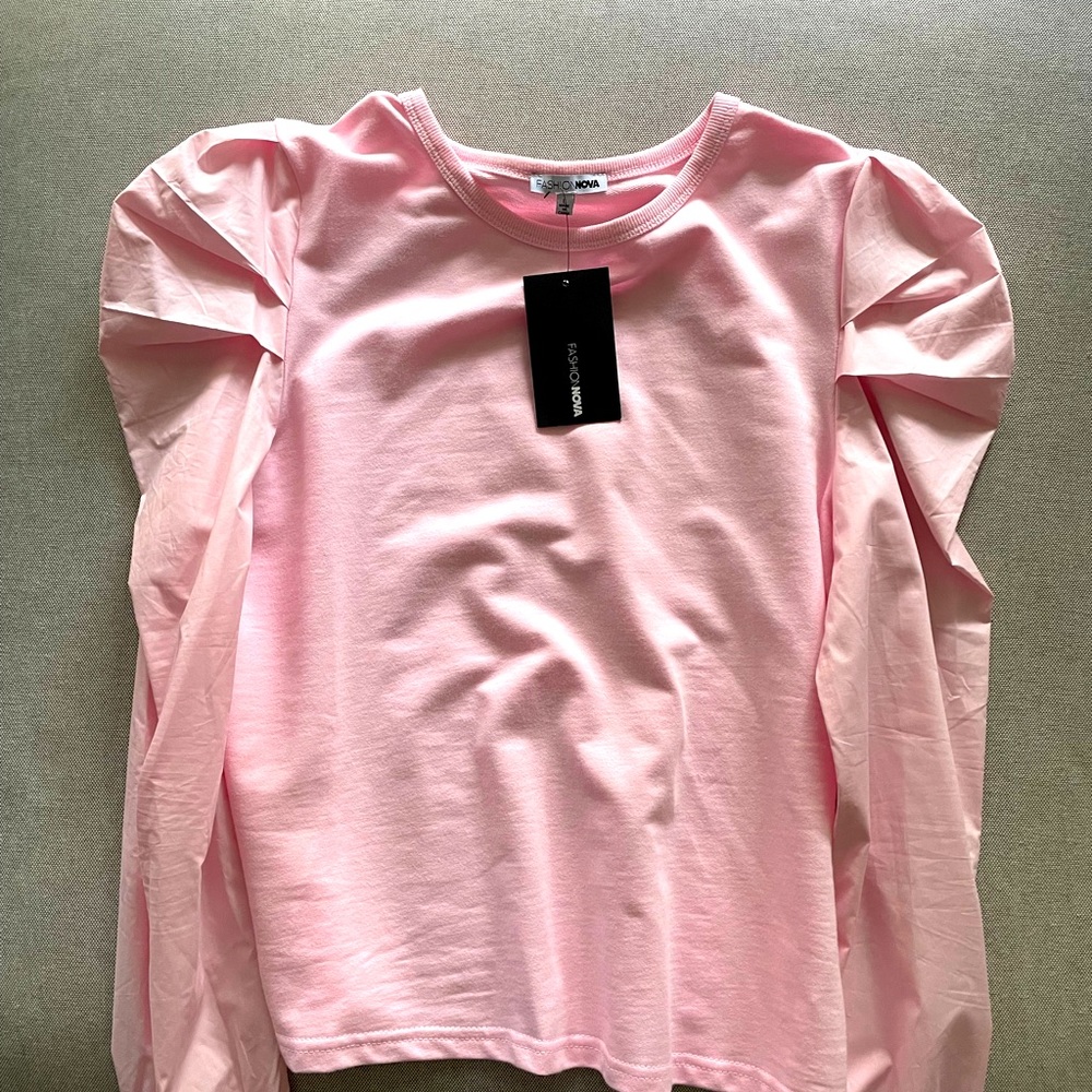 Pink tshirt